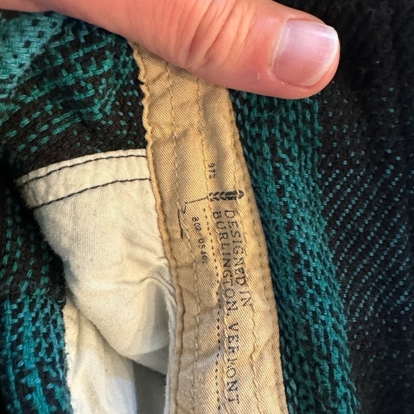 Burton Durable Goods Thick Shacket Plaid Button Front Shirt / Medium - Picture 16 of 16